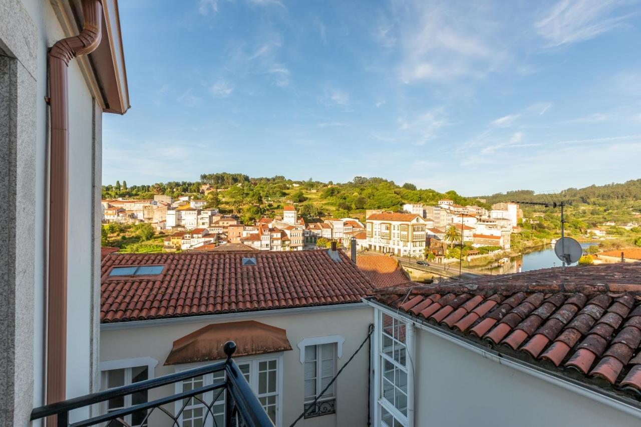 Mirador De La Muralla Betanzos Exterior foto